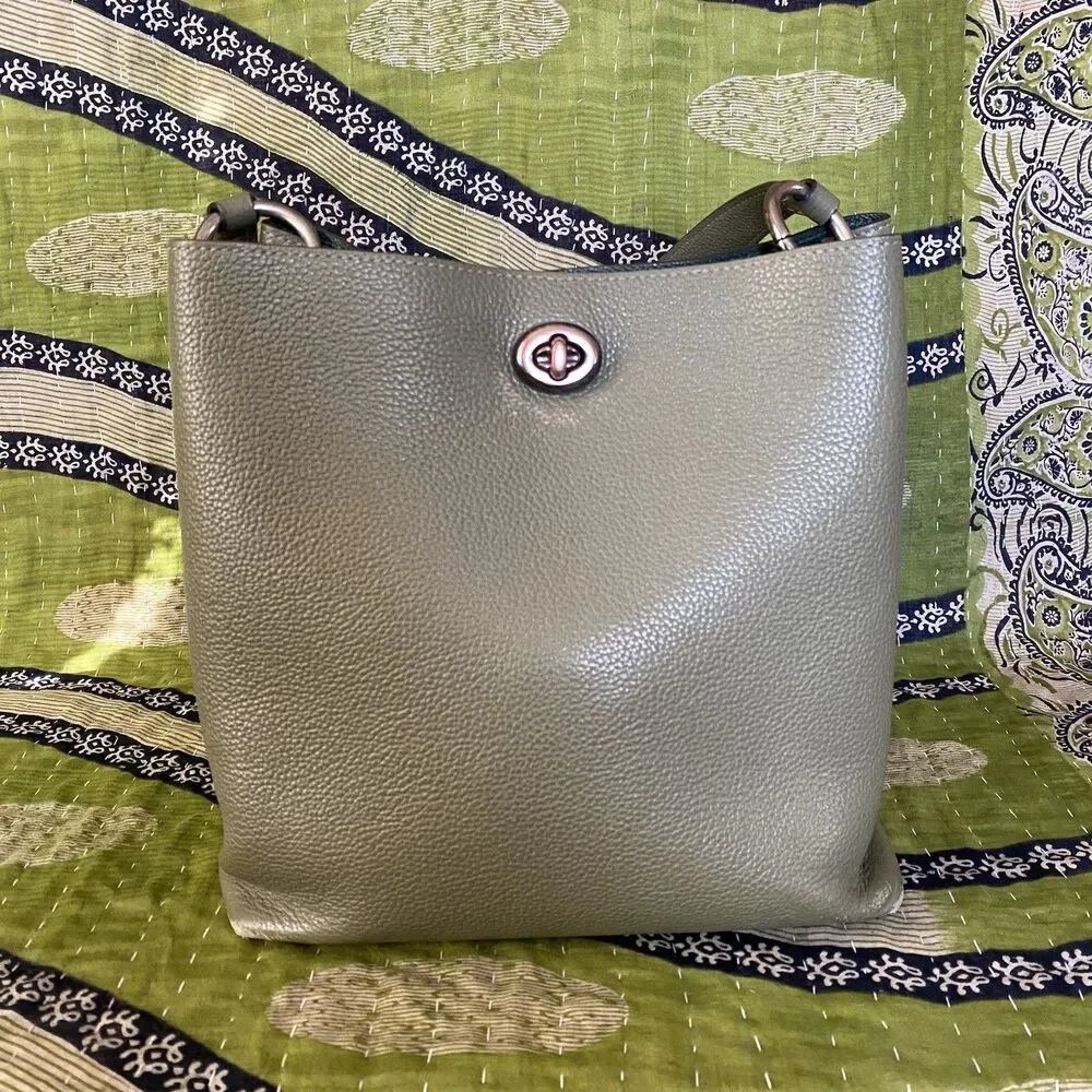 Coach Light Fern Charlie 55200 Polished Pebble Leather Bucket Shoulder Purse